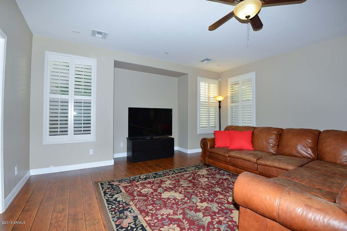 5020 West Yearling Road Phoenix, AZ 85083 - Photo 18 of 62 Family Room2