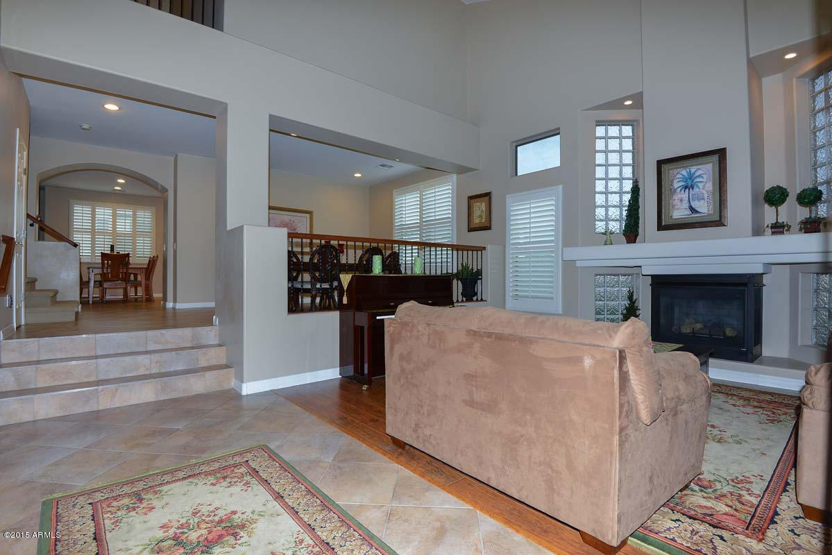 5020 West Yearling Road Phoenix, AZ 85083 - Photo 7 of 62 Foyer-Living Rooom