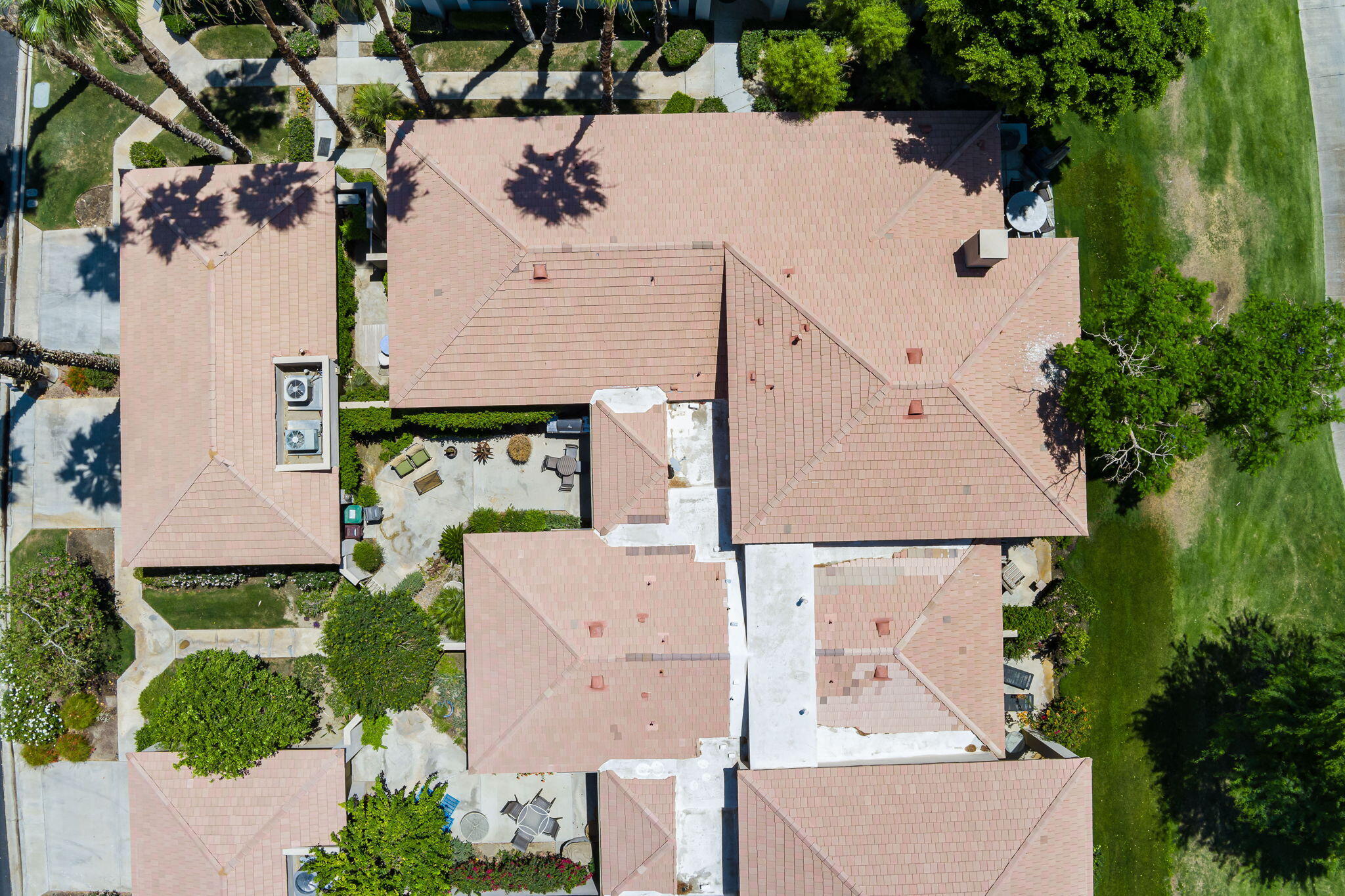 80601 Oak-Tree La Quinta, CA 92253 - Photo 43 of 64 an aerial view of a house with a yard and a large tree