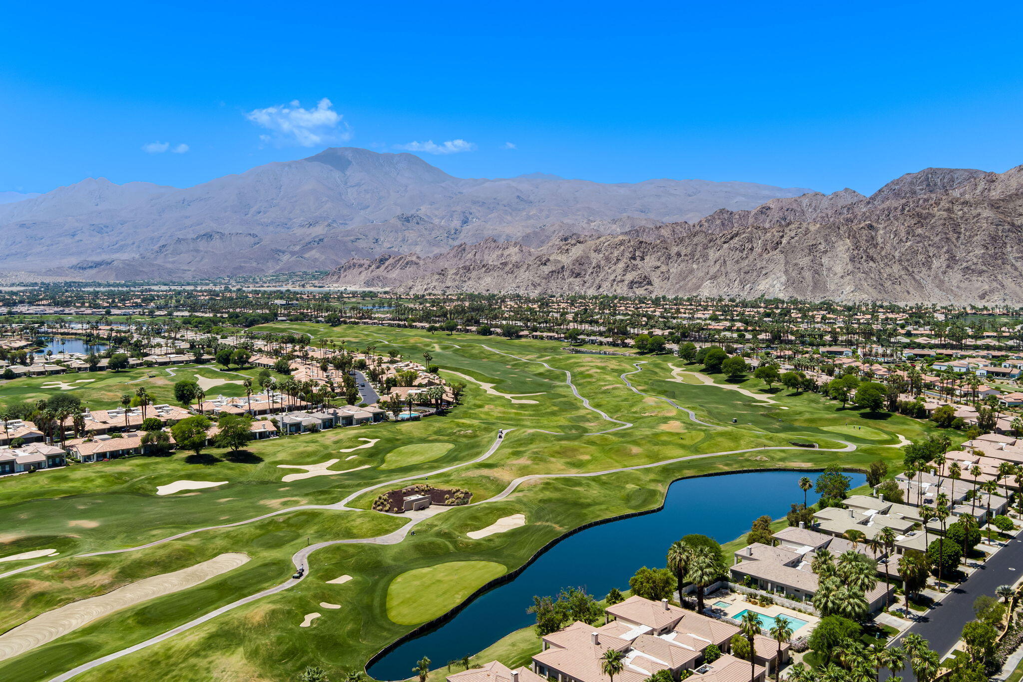 80601 Oak-Tree La Quinta, CA 92253 - Photo 47 of 64 a view of a city with mountains in the background