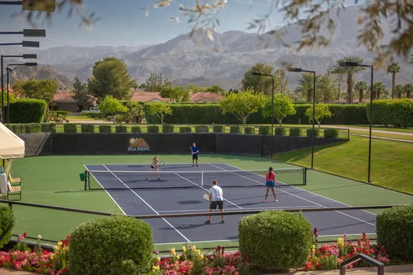 $2,200 | 80601 Oak-Tree, La Quinta, CA 92253