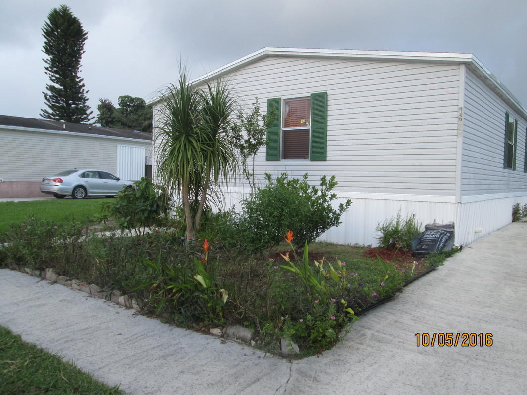 1680 Southwest 66th Avenue Boca Raton, FL 33428 - Photo 3 of 9 Side