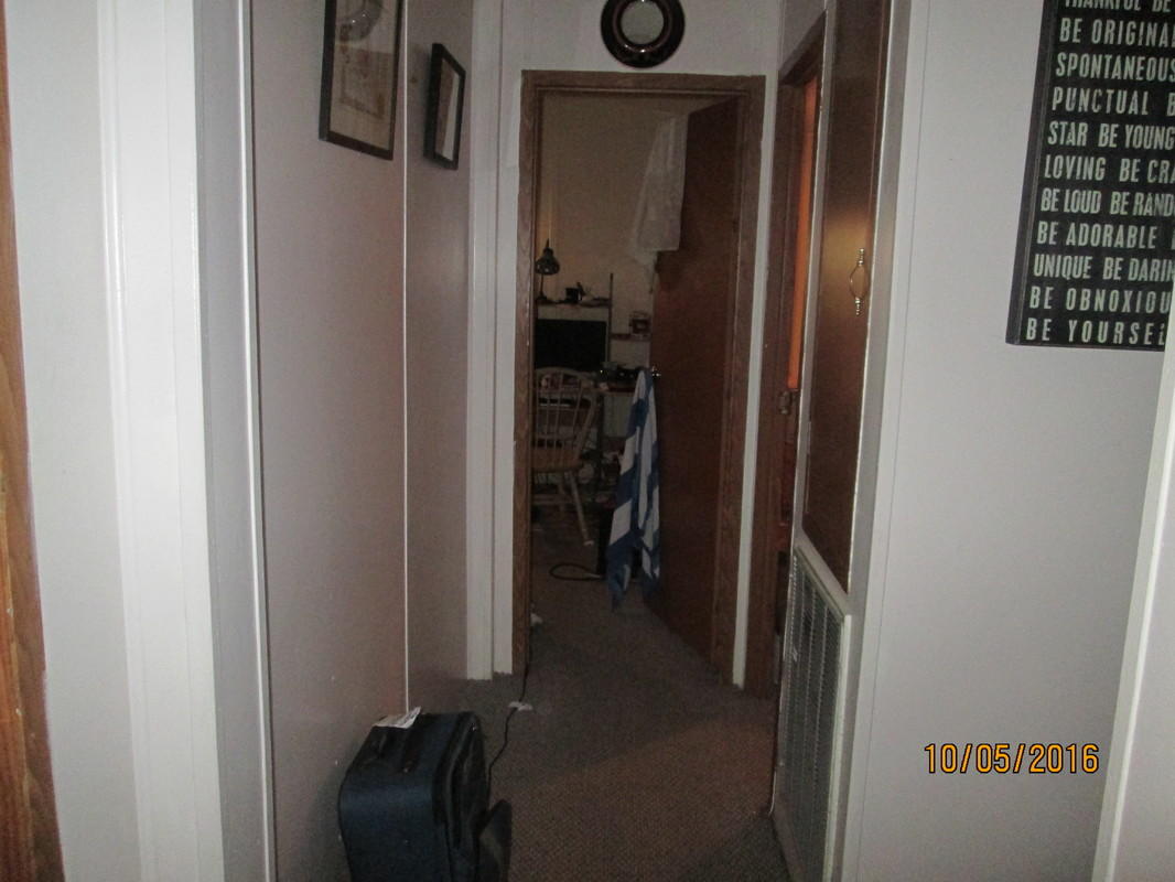 1680 Southwest 66th Avenue Boca Raton, FL 33428 - Photo 9 of 9 Hallway