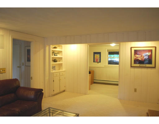 36 Burlington Road Bedford, MA 01730 - Photo 8 of 12 Gallery Image 8