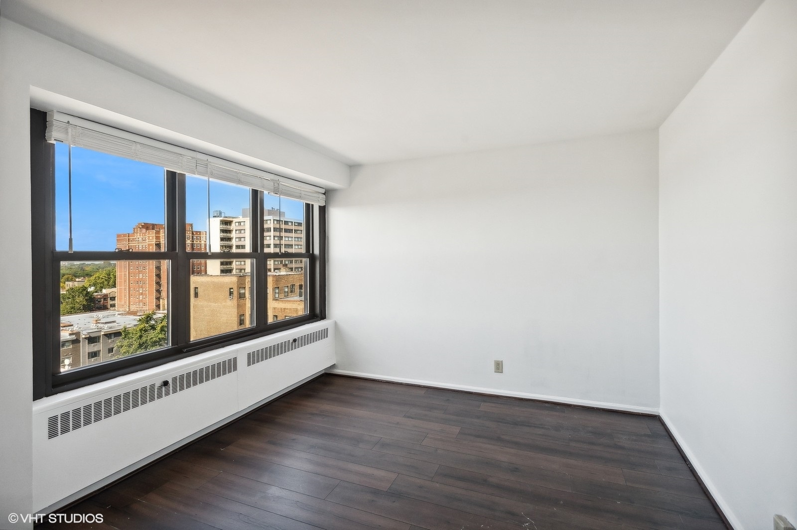 6118 North Sheridan Road, Unit 1010 Chicago, IL 60660 - Photo 9 of 19 Gallery Image 9