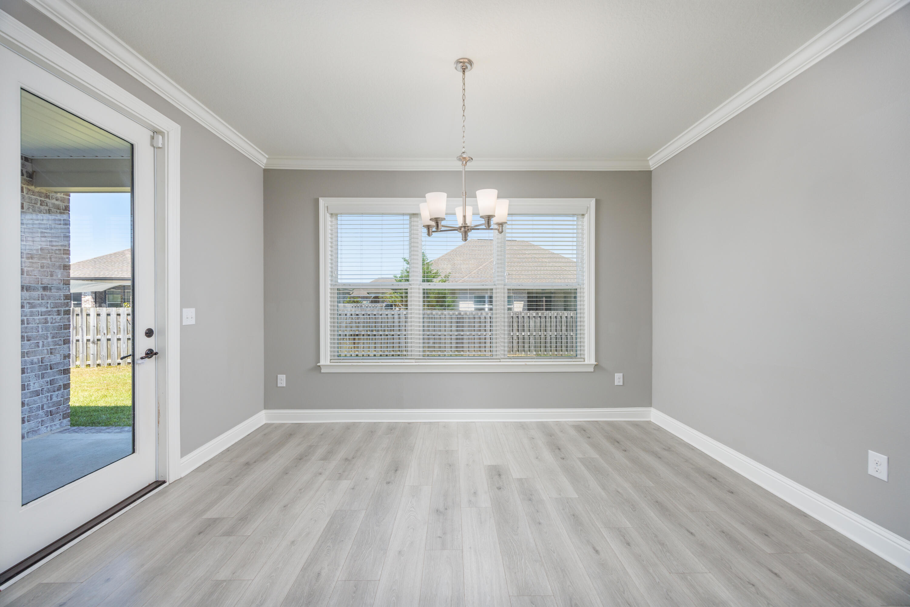 77 Perimeter Place Freeport, FL 32439 - Photo 13 of 37 77 Perimeter Place-15