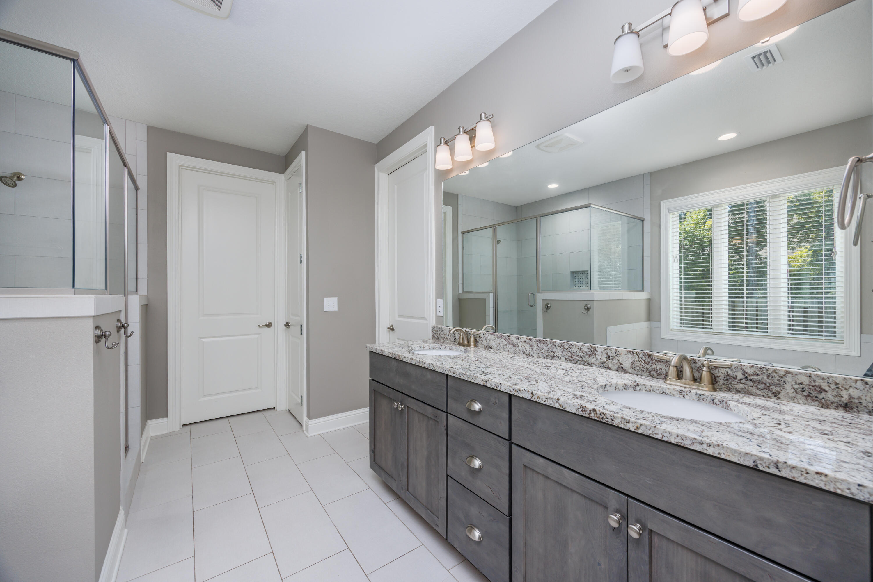 77 Perimeter Place Freeport, FL 32439 - Photo 27 of 37 77 Perimeter Place-29