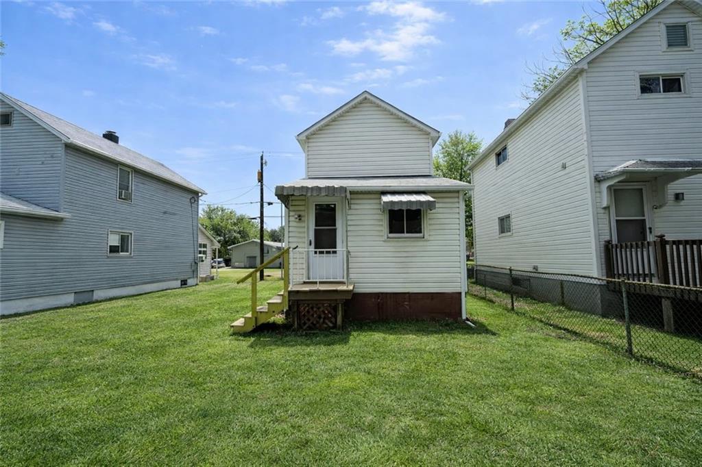 407 Mitchell Avenue Butler, PA 16001 - Photo 4 of 19