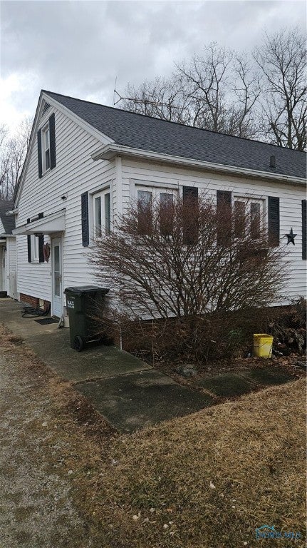 1016 Elmore Road Pemberville, OH 43450 - Photo 7 of 12 Gallery Image 7