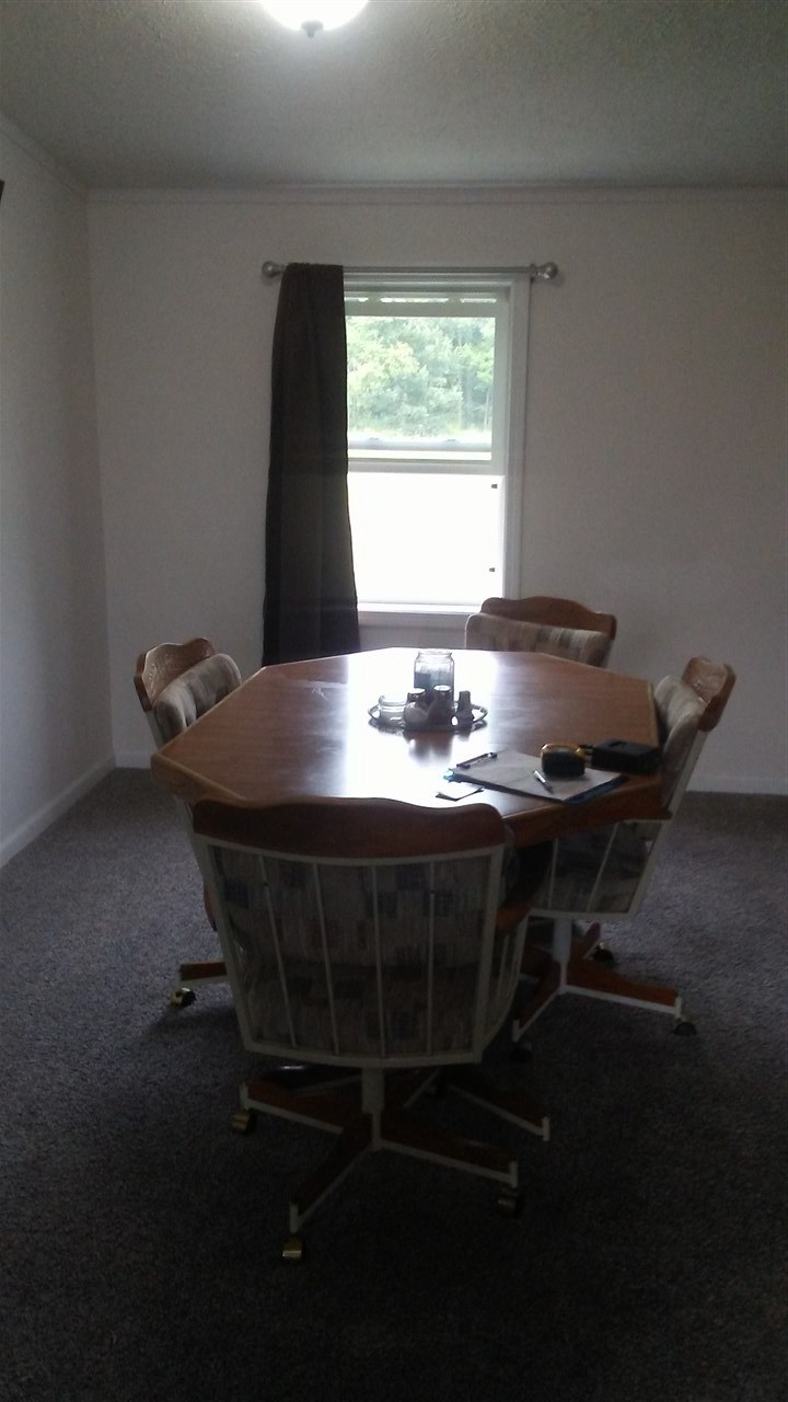 937 Southwest County Line Road Sumner, MI 48889 - Photo 18 of 27 1865945-19.JPG