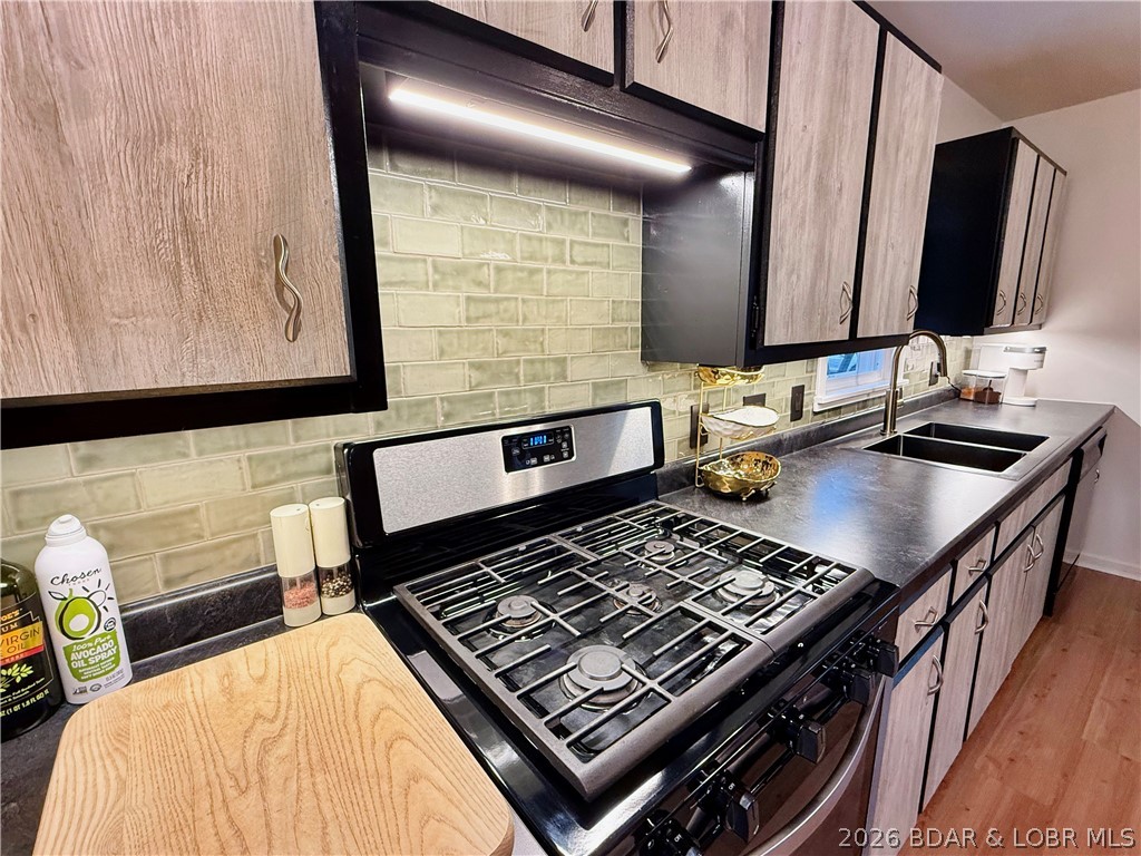 216 Olive Street Eldon, MO 65026 - Photo 13 of 51