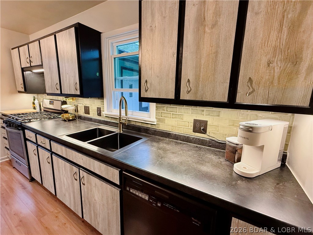 216 Olive Street Eldon, MO 65026 - Photo 15 of 51