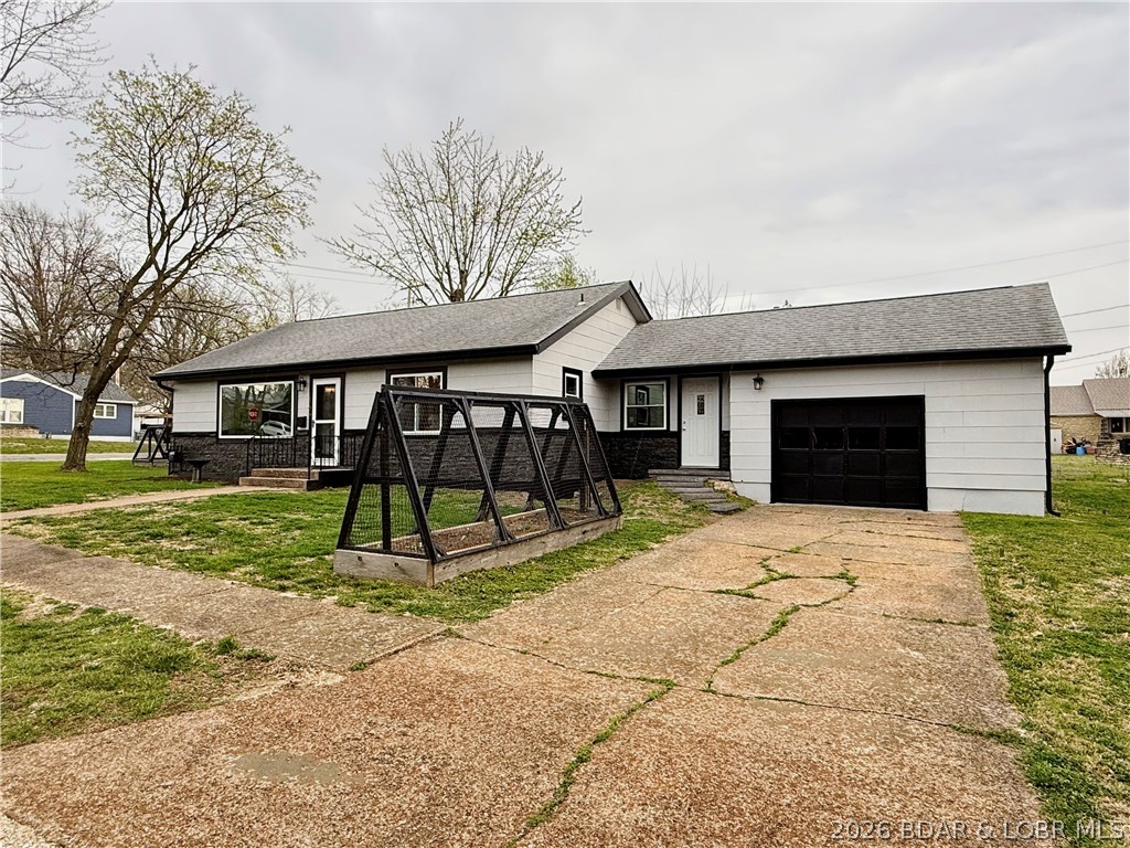 216 Olive Street Eldon, MO 65026 - Photo 40 of 51