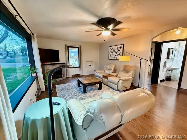 $269,900 | 216 Olive Street, Eldon, MO 65026