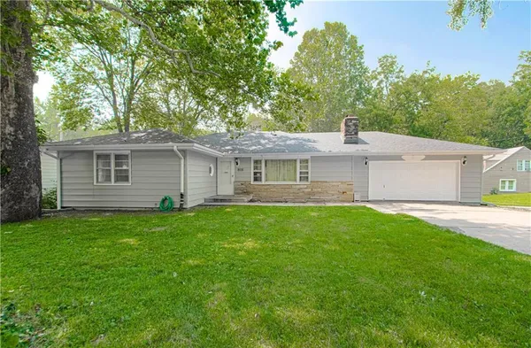 $320,000 | 8116 North Main Street, Kansas City, MO 64118