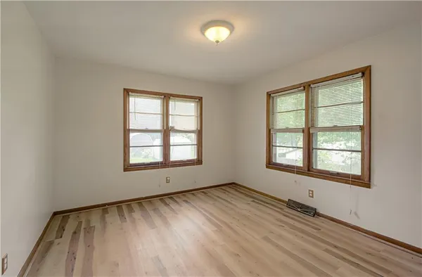 $320,000 | 8116 North Main Street, Kansas City, MO 64118