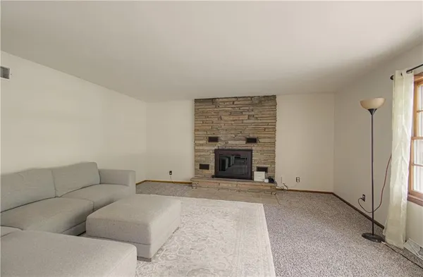$320,000 | 8116 North Main Street, Kansas City, MO 64118