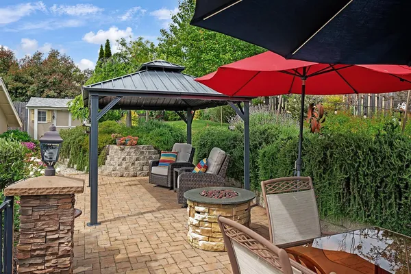 a view of a storage room with lots of stuff