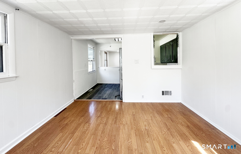 225 Battis Road Hamden, CT 06514 - Photo 12 of 23