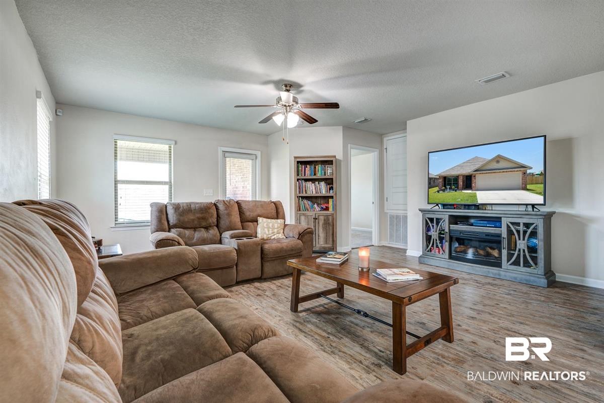 1265 Colleton Drive East Semmes, AL 36575 - Photo 8 of 25