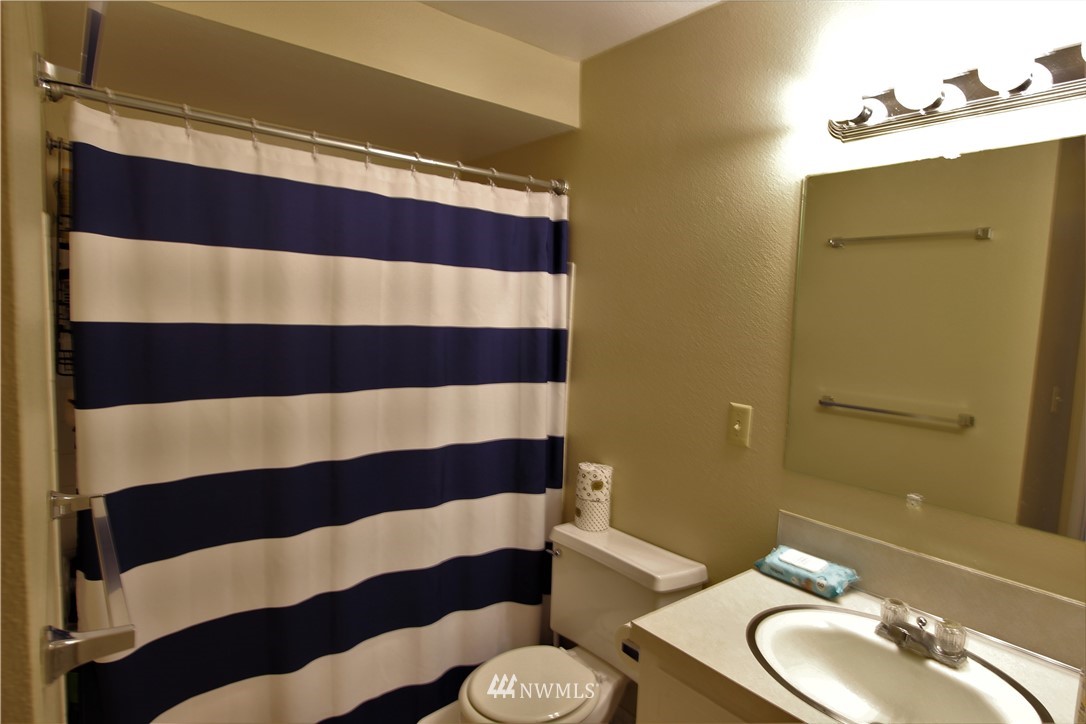 7401 Fairview Road Southwest, Unit 3 Olympia, WA 98512 - Photo 13 of 22 Gallery Image 13
