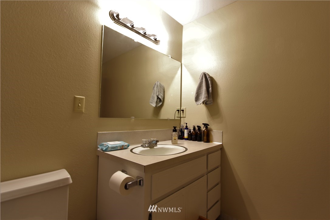 7401 Fairview Road Southwest, Unit 3 Olympia, WA 98512 - Photo 14 of 22 Gallery Image 14