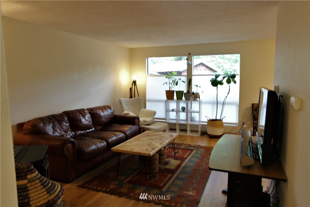 7401 Fairview Road Southwest, Unit 3 Olympia, WA 98512 - Photo 5 of 22 Gallery Image 5