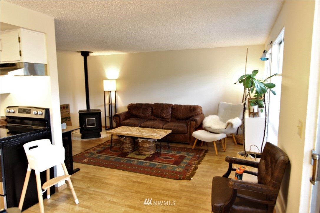 7401 Fairview Road Southwest, Unit 3 Olympia, WA 98512 - Photo 6 of 22 Gallery Image 6