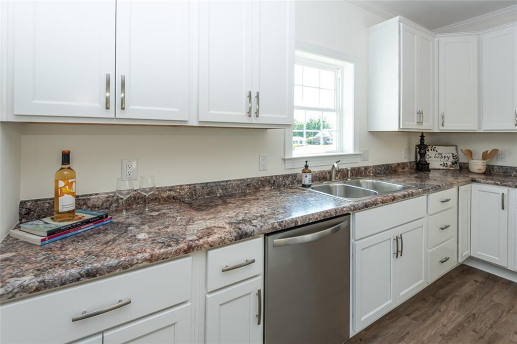 1462 Boone Road Burlington, NC 27217 - Photo 10 of 30 Gallery Image 10