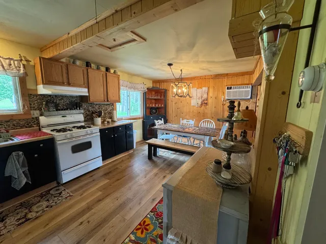 $249,900 | 23605 Bashaw Trail, Shell Lake, WI 54871