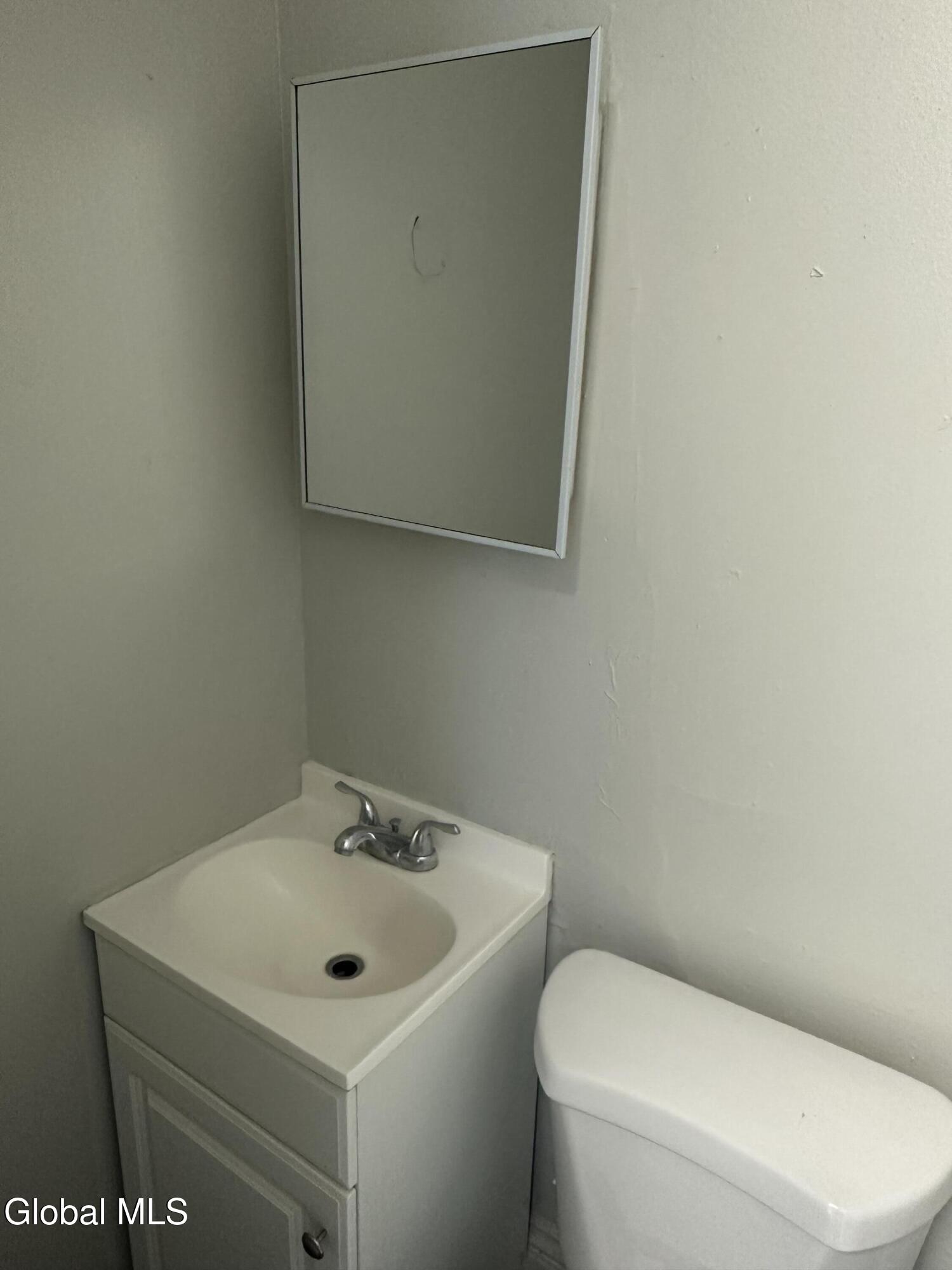 1213 State Street, Unit 1 Schenectady, NY 12304 - Photo 8 of 8 IMG_3739