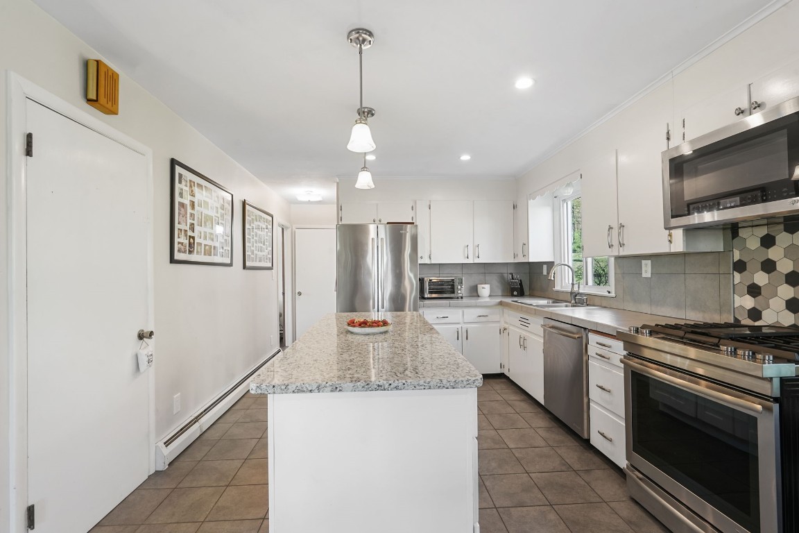 706 Forest Hill Road Apalachin, NY 13732 - Photo 10 of 45