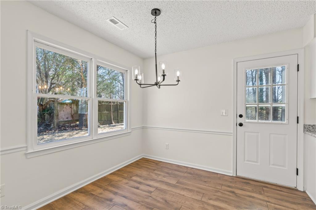 527 Apple Ridge Road Greensboro, NC 27406 - Photo 8 of 32 Gallery Image 8