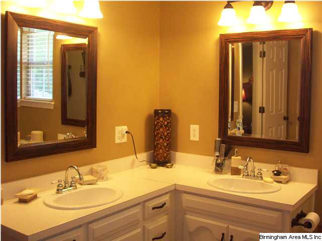 153 Lake Terrace Alabaster, AL 35007 - Photo 14 of 24