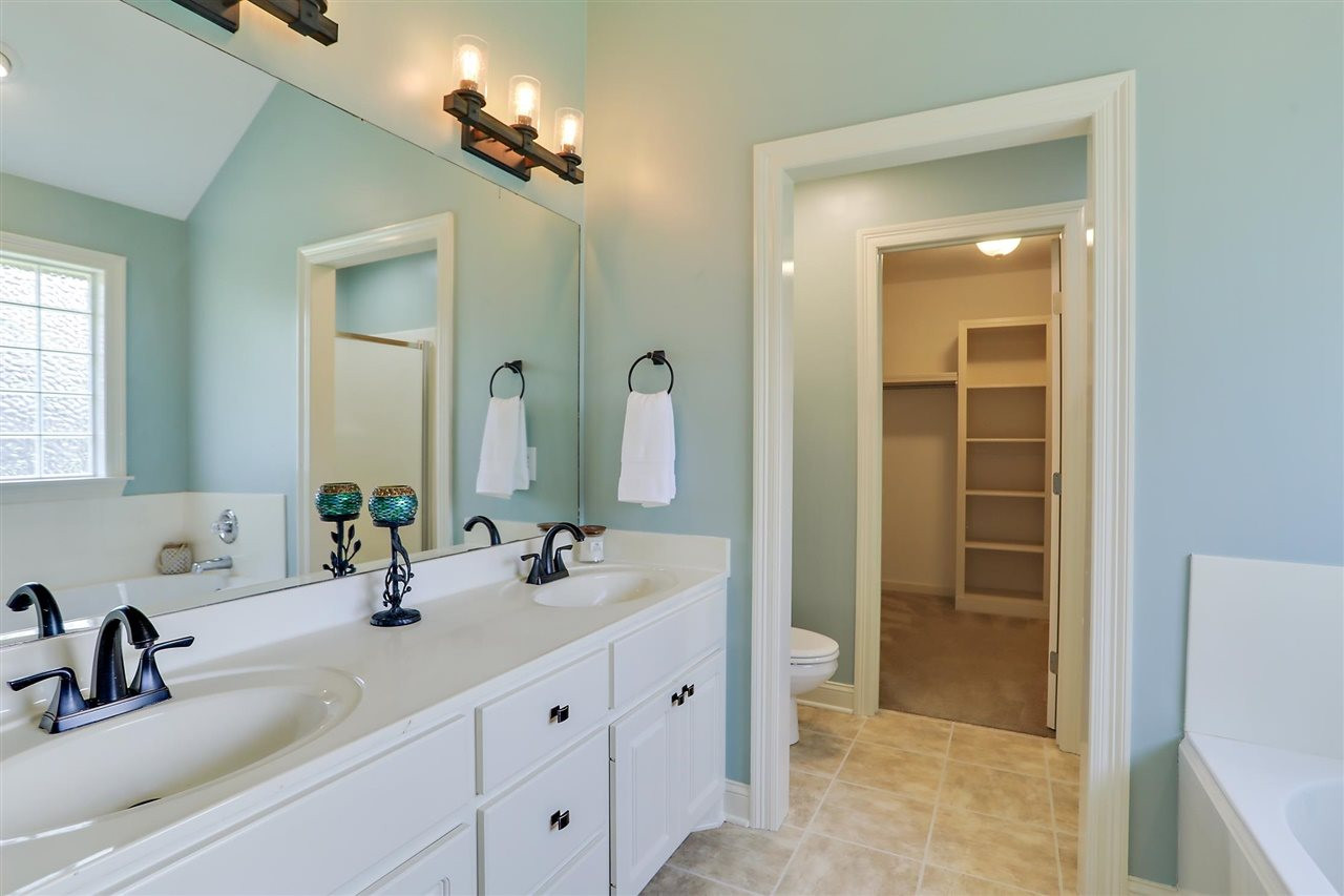 319 Kings Ridge Circle Brandon, MS 39047 - Photo 21 of 41 Photo 21