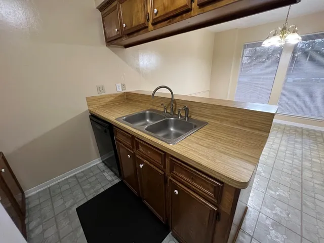 $1,000 | 11514 Nobility Drive, Unit D, Houston, TX 77477