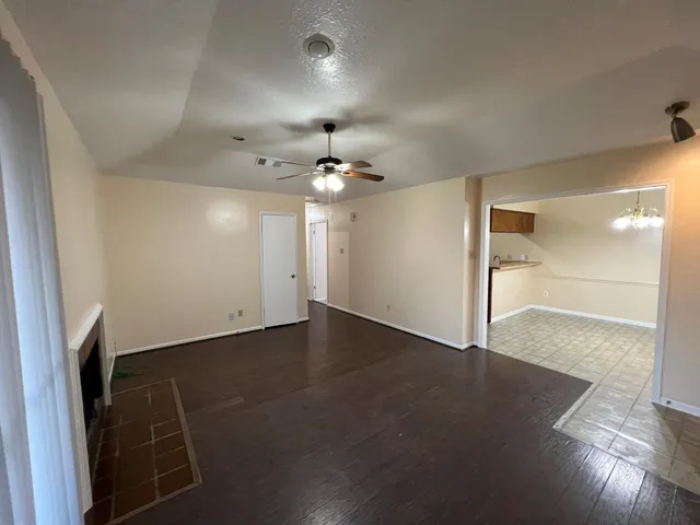 $1,000 | 11514 Nobility Drive, Unit D, Houston, TX 77477