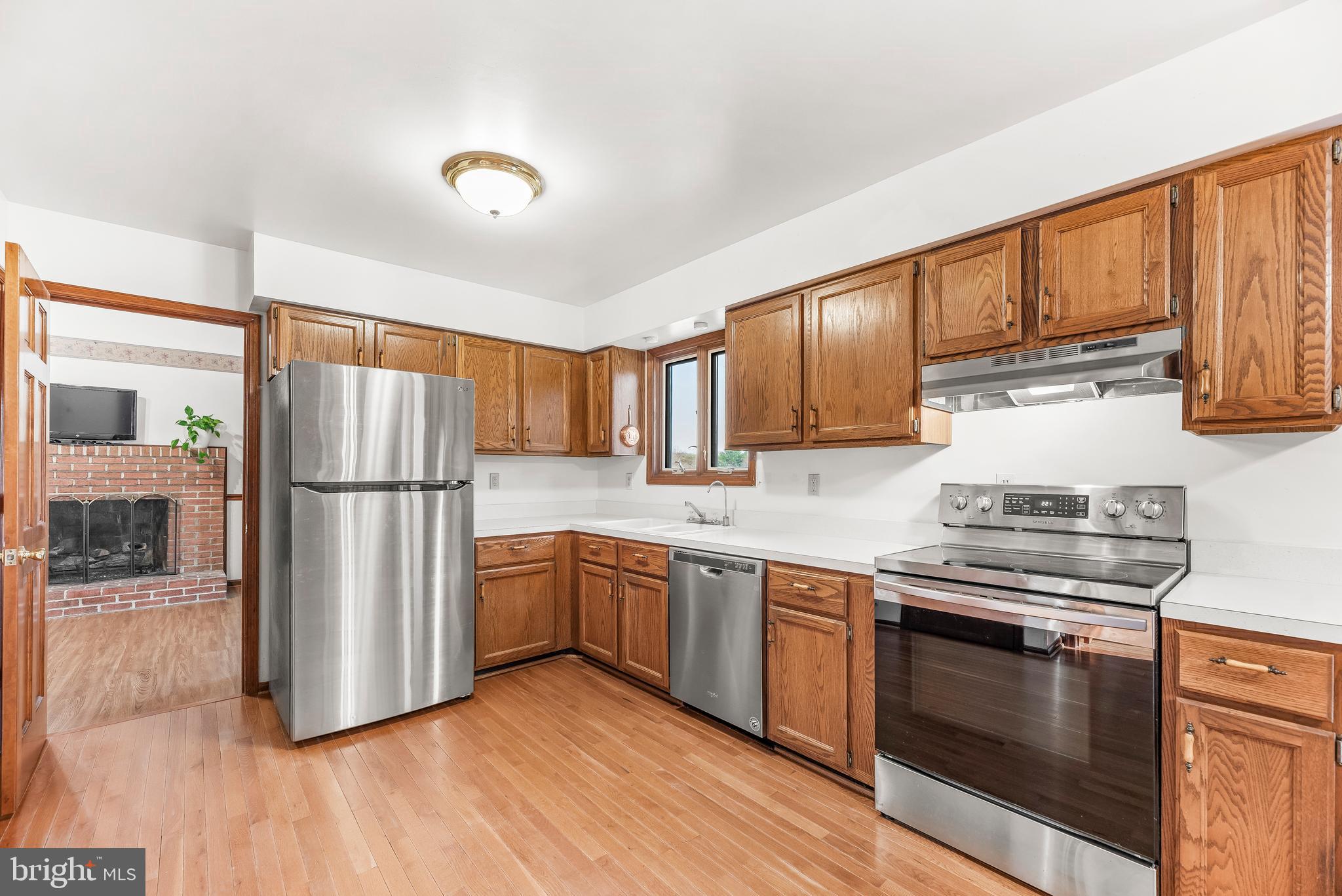 3591 Hunting Creek Road Huntingtown, MD 20639 - Photo 3 of 45 Gallery Image 3