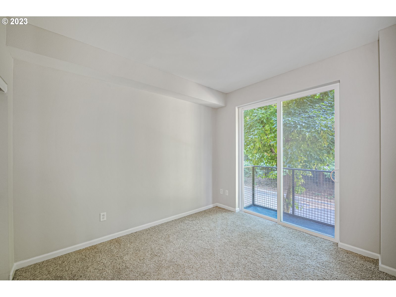 8712 North Decatur Street, Unit 201 Portland, OR 97203 - Photo 23 of 40