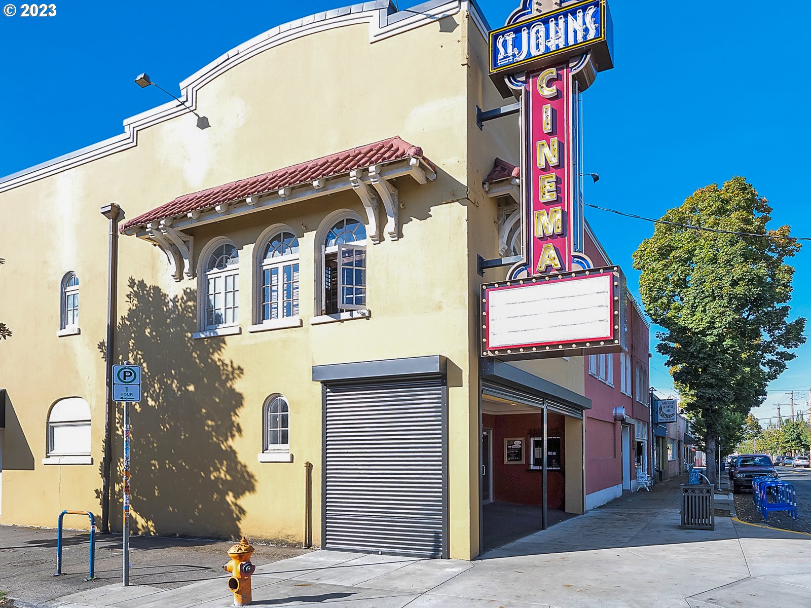8712 North Decatur Street, Unit 201 Portland, OR 97203 - Photo 31 of 40 a front view of a house
