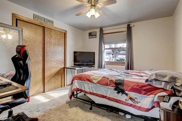 $319,900 | 715 Sheridan Street, Kaukauna, WI 54130