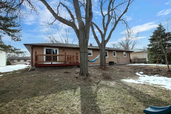$319,900 | 715 Sheridan Street, Kaukauna, WI 54130