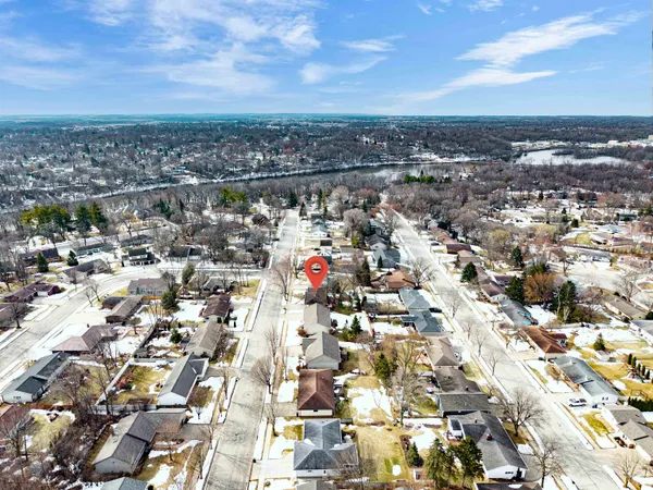 $319,900 | 715 Sheridan Street, Kaukauna, WI 54130