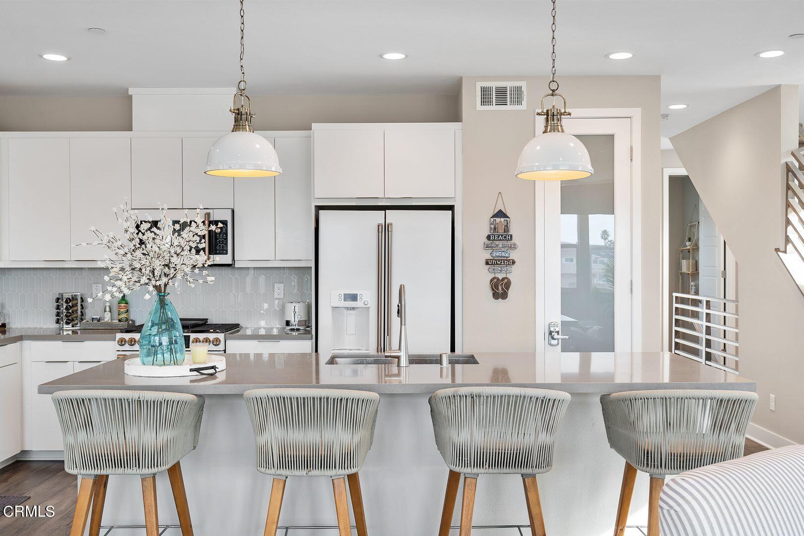 1028 Harbor Boulevard Oxnard, CA 93035 - Photo 22 of 48 large (21)