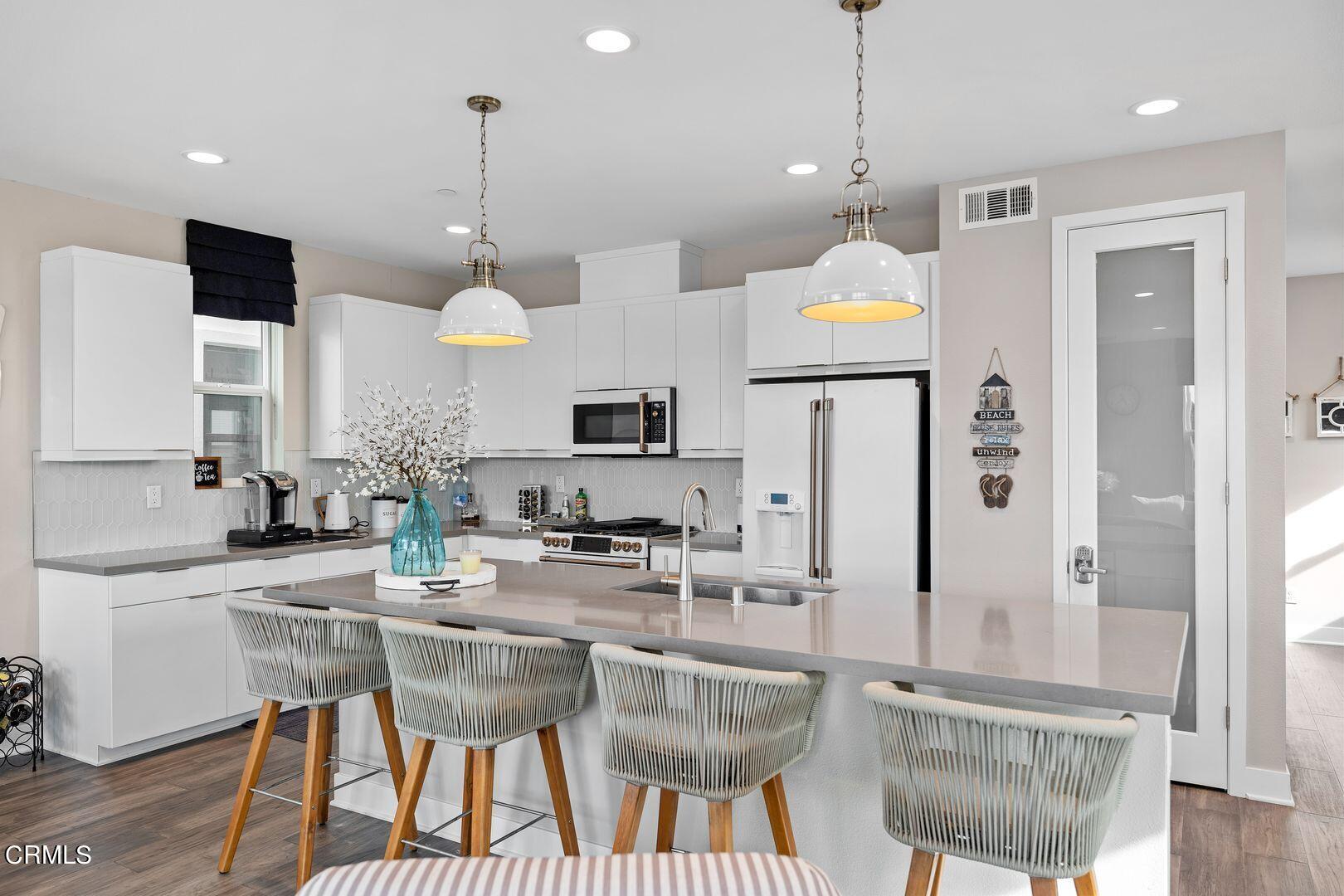 1028 Harbor Boulevard Oxnard, CA 93035 - Photo 23 of 48 large (22)