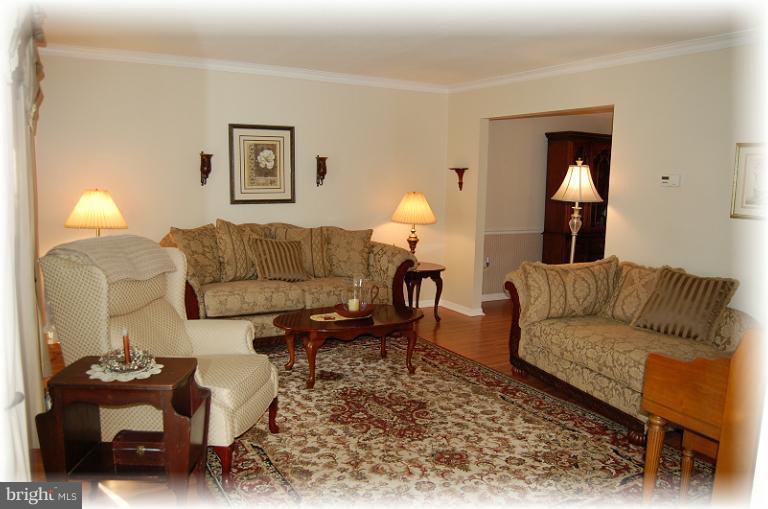 7714 Pecan Leaf Road Severn, MD 21144 - Photo 2 of 26 Living Room