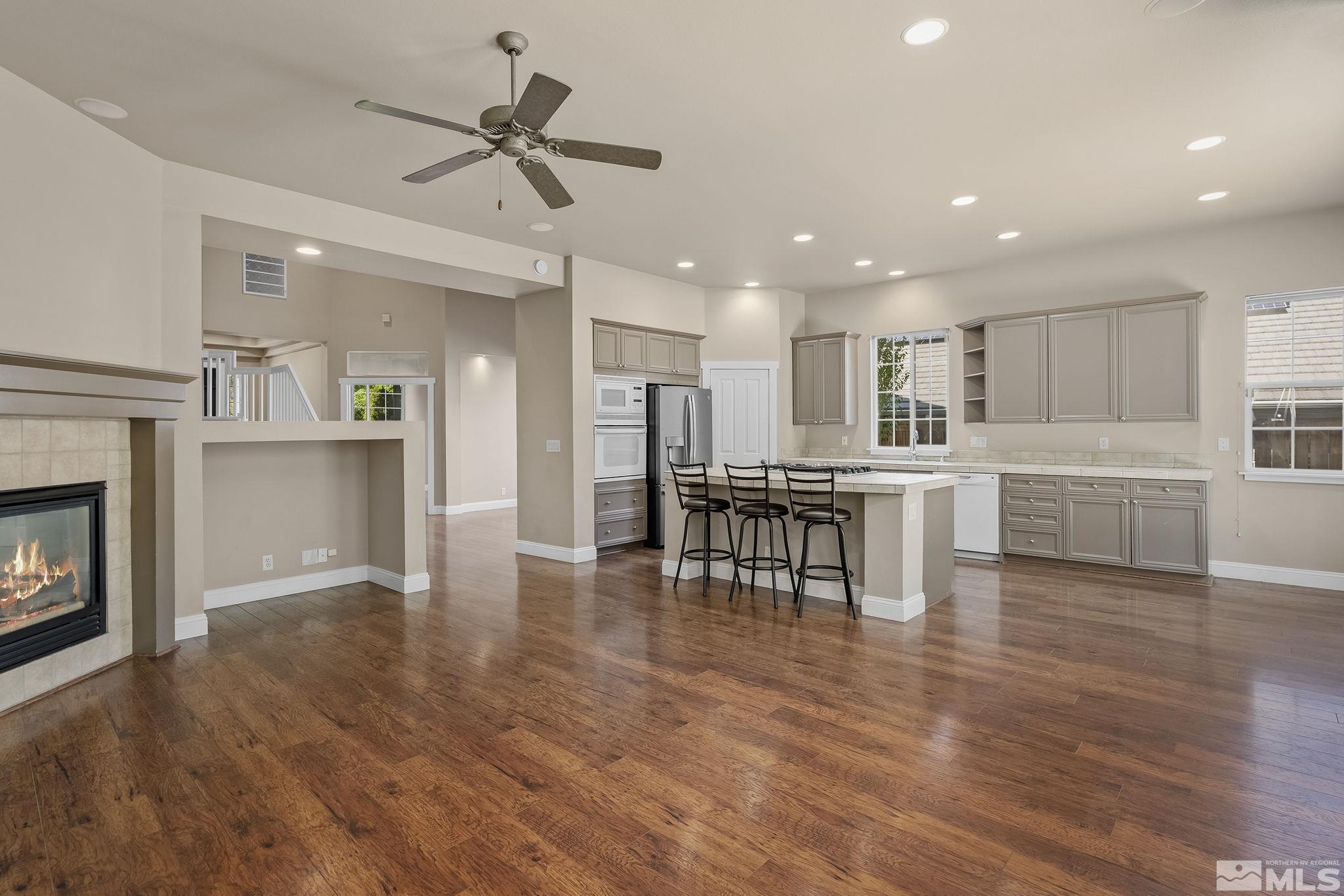 4951 Fall Creek Court Reno, NV 89519 - Photo 8 of 33 Photo 8