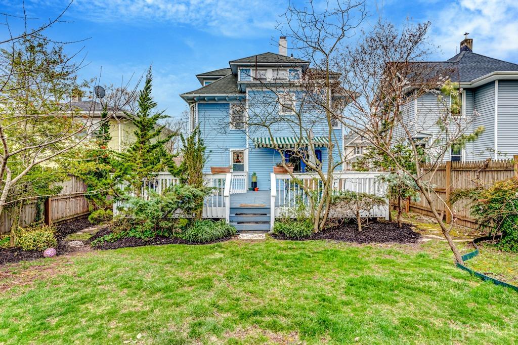 20 Codington Place Somerville, NJ 08876 - Photo 16 of 36 front view of a house with a yard