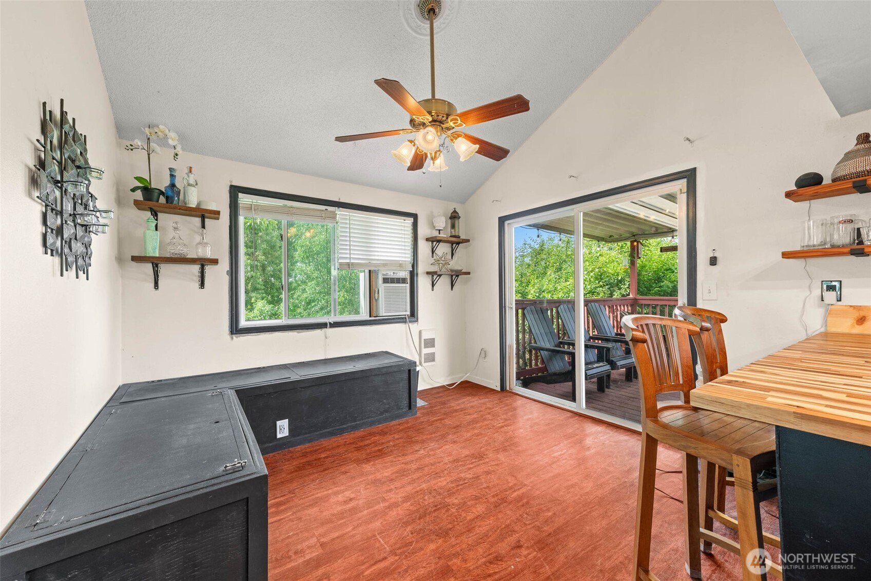 7237 Ridgemont Drive Southeast Olympia, WA 98513 - Photo 12 of 40