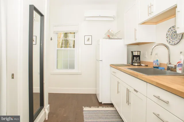 $1,650 | 123 Cathedral Street, Unit 1, Annapolis, MD 21401